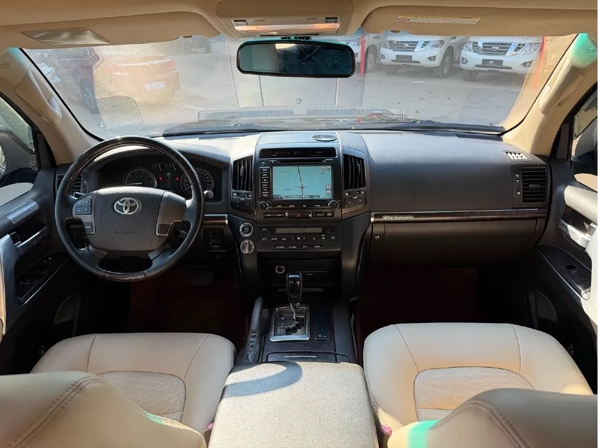 2012 Toyota Land Cruiser 4.0L 275HP V6 5AT,autocango,china used car exporter,china ev exporter,chinese used car exporter,chinese used ev exporter