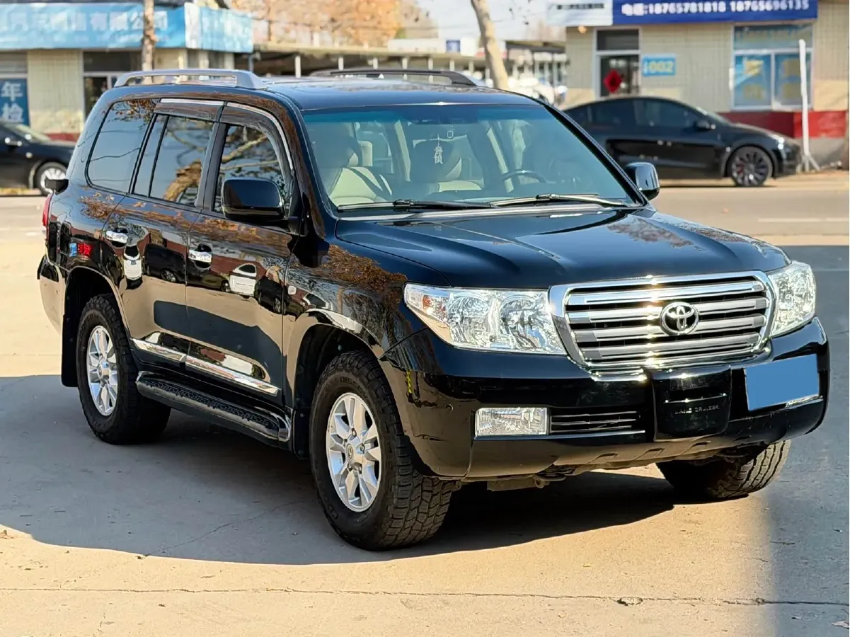 2012 Toyota Land Cruiser 4.0L 275HP V6 5AT,autocango,china used car exporter,china ev exporter,chinese used car exporter,chinese used ev exporter