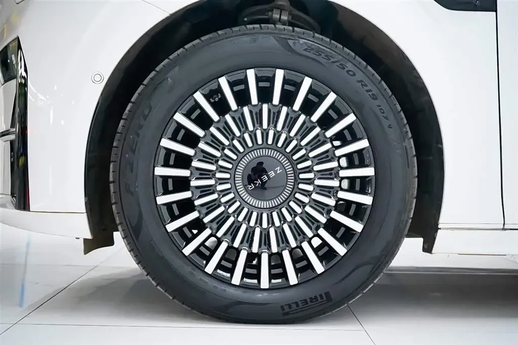 2022 Zeekr 009 BEV 116KWH,autocango,china used car exporter,china ev exporter,chinese used car exporter,chinese used ev exporter