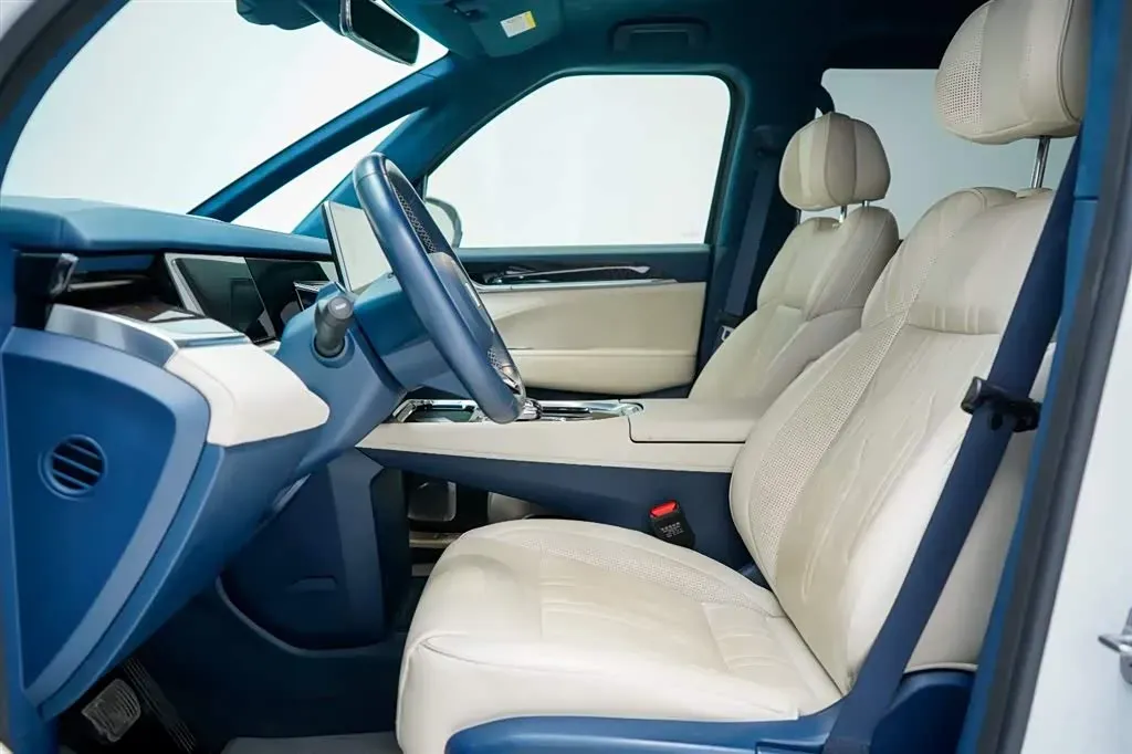 2022 Zeekr 009 BEV 116KWH,autocango,china used car exporter,china ev exporter,chinese used car exporter,chinese used ev exporter