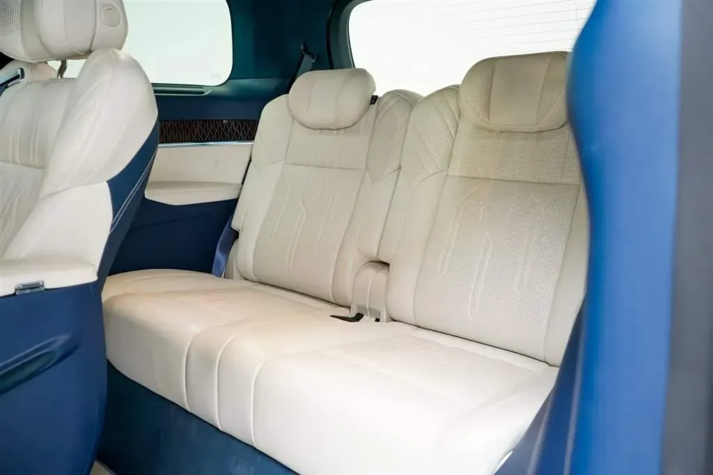 2022 Zeekr 009 BEV 116KWH,autocango,china used car exporter,china ev exporter,chinese used car exporter,chinese used ev exporter