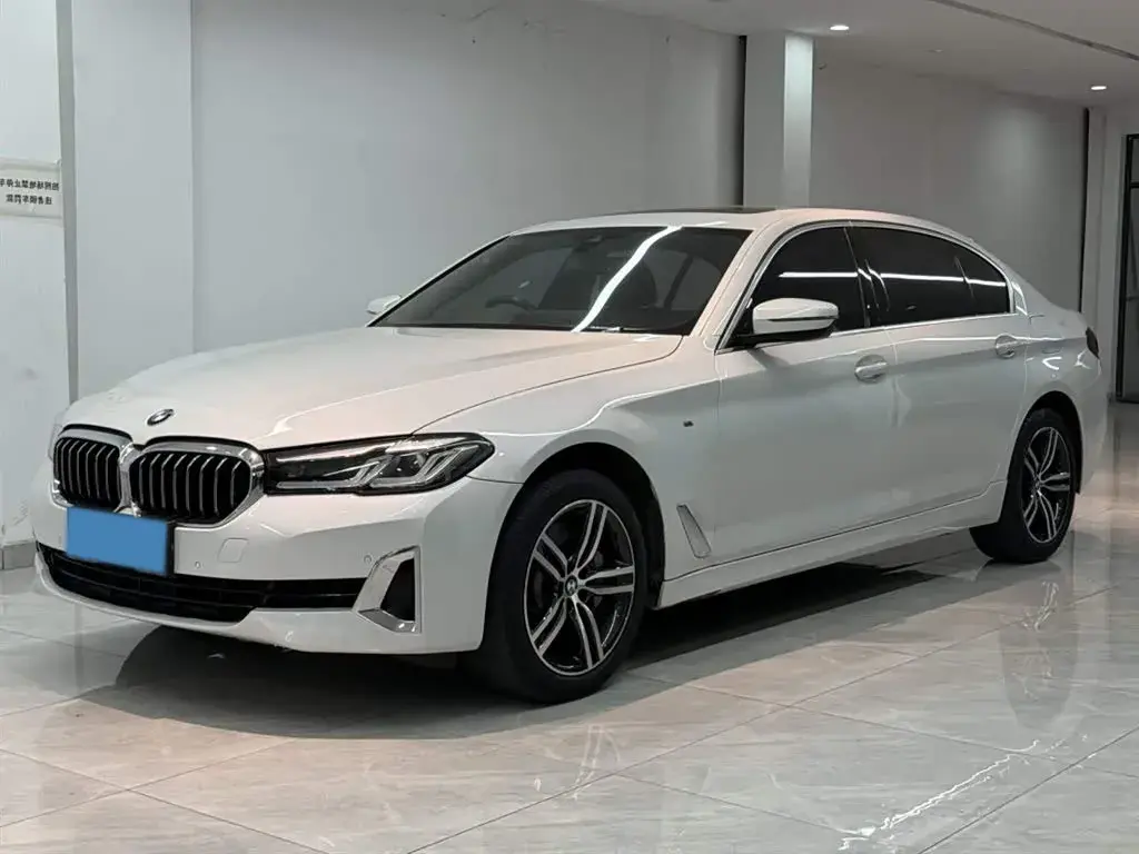 2021 BMW 5 Series 2.0T 252HP L4 8AT