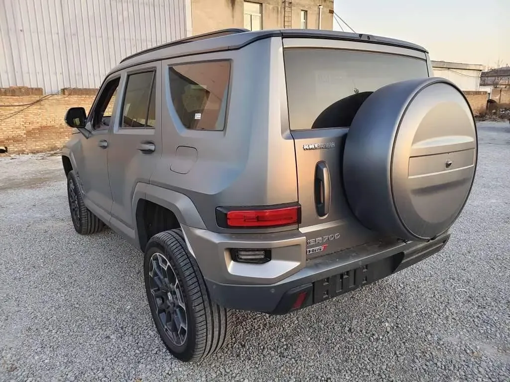 2024 Tank 700 3.0T 360HP V6 9AT PHEV 37.1KWH,autocango,china used car exporter,china ev exporter,chinese used car exporter,chinese used ev exporter