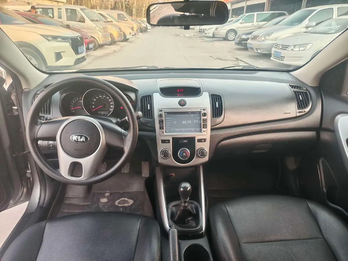 2014 Kia Forte 1.6L 123HP L4 5MT,autocango,china used car exporter,china ev exporter,chinese used car exporter,chinese used ev exporter