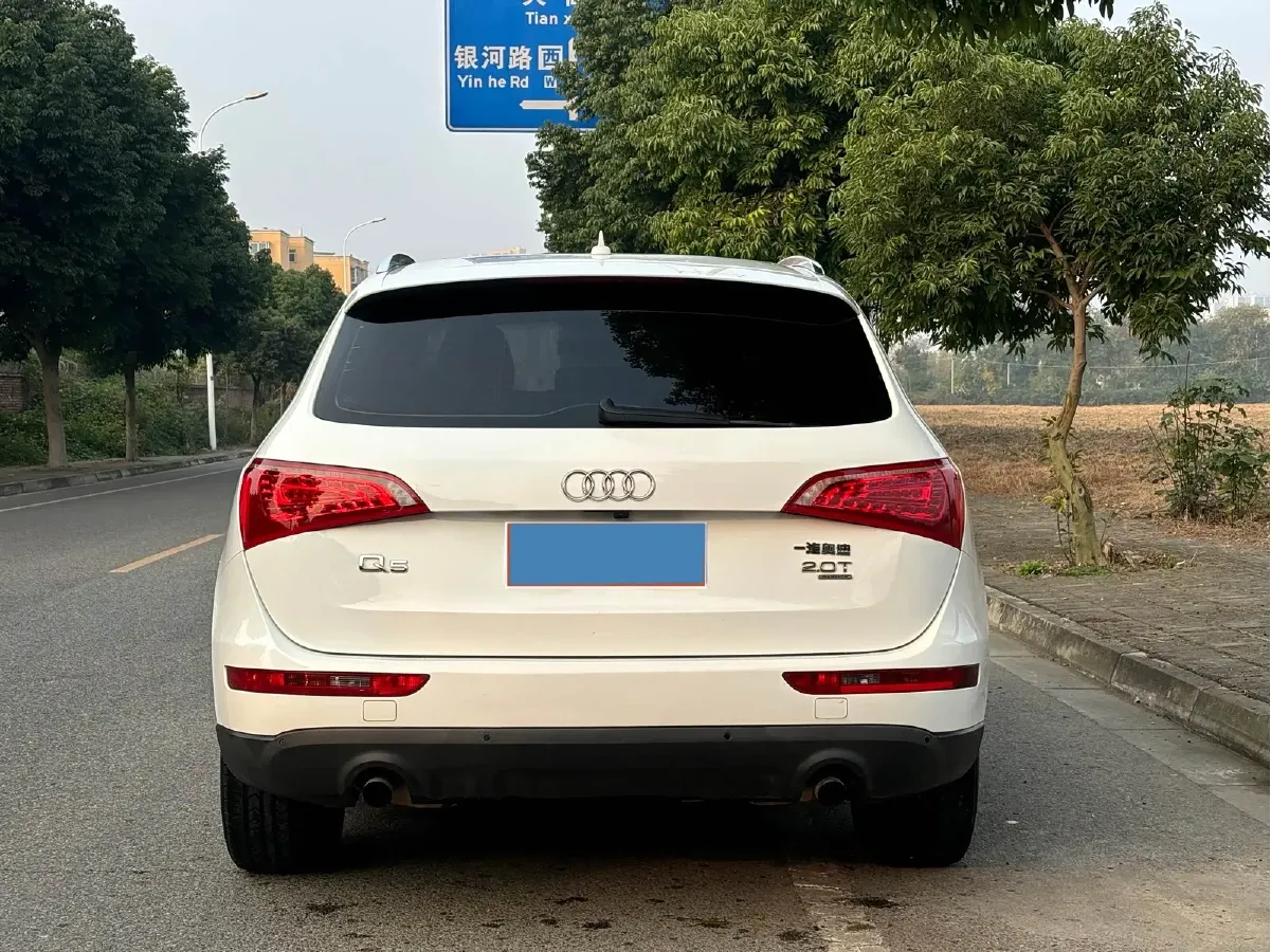 2012 Audi Q5 2.0T 211HP L4 8AT,autocango,china used car exporter,china ev exporter,chinese used car exporter,chinese used ev exporter