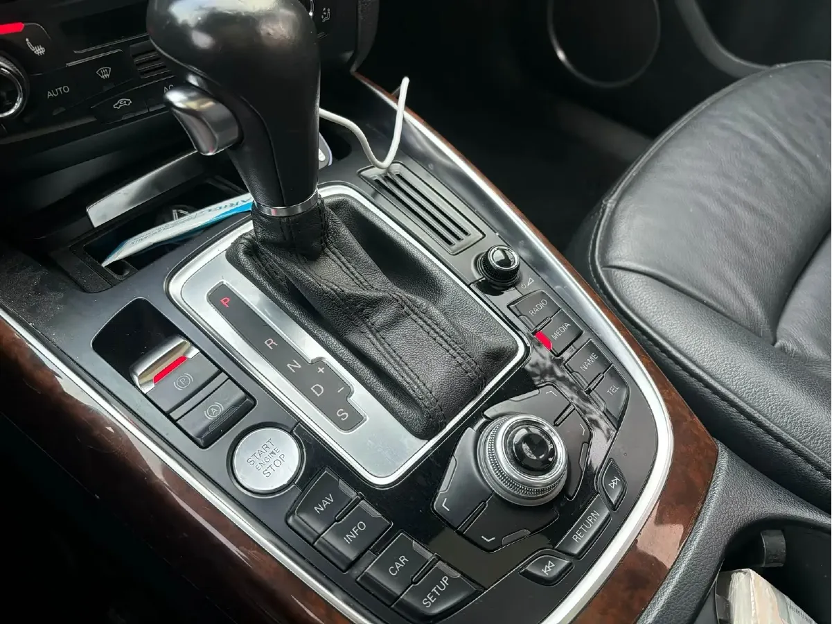 2012 Audi Q5 2.0T 211HP L4 8AT,autocango,china used car exporter,china ev exporter,chinese used car exporter,chinese used ev exporter