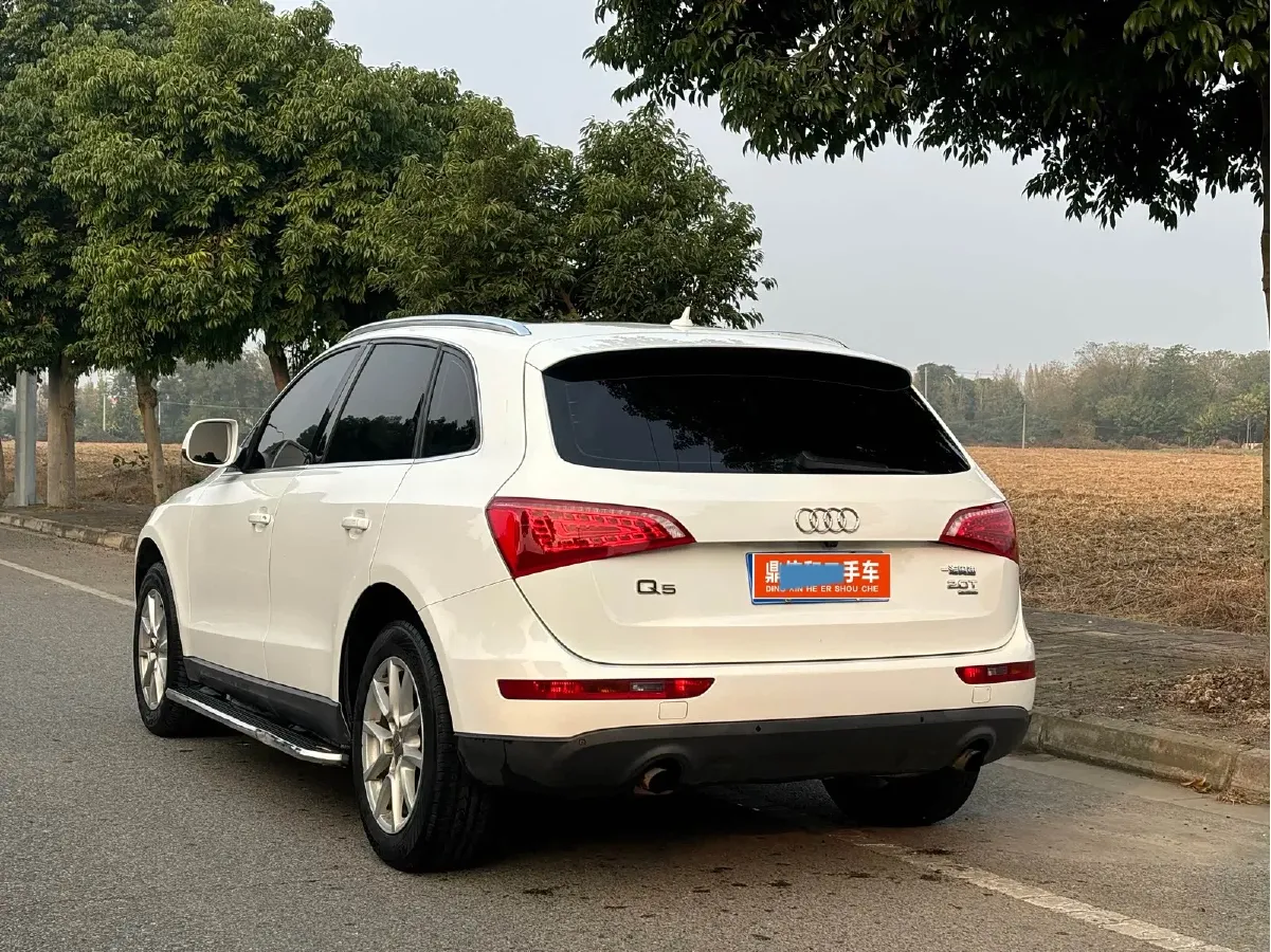 2012 Audi Q5 2.0T 211HP L4 8AT,autocango,china used car exporter,china ev exporter,chinese used car exporter,chinese used ev exporter