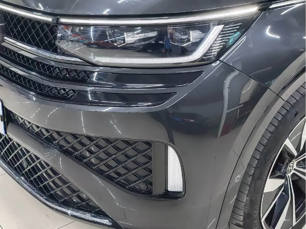 2024 Volkswagen Tavendor 2.0T 220HP L4 7DCT,autocango,china used car exporter,china ev exporter,chinese used car exporter,chinese used ev exporter