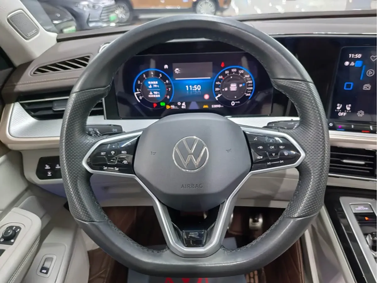 2024 Volkswagen Tavendor 2.0T 220HP L4 7DCT,autocango,china used car exporter,china ev exporter,chinese used car exporter,chinese used ev exporter