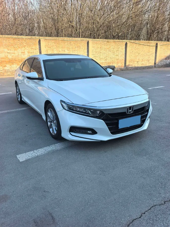 2018 Honda Accord 1.5T 194HP L4 CVT,autocango,china used car exporter,china ev exporter,chinese used car exporter,chinese used ev exporter