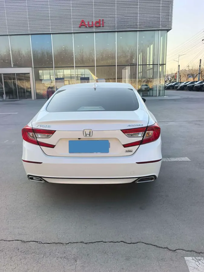 2018 Honda Accord 1.5T 194HP L4 CVT,autocango,china used car exporter,china ev exporter,chinese used car exporter,chinese used ev exporter