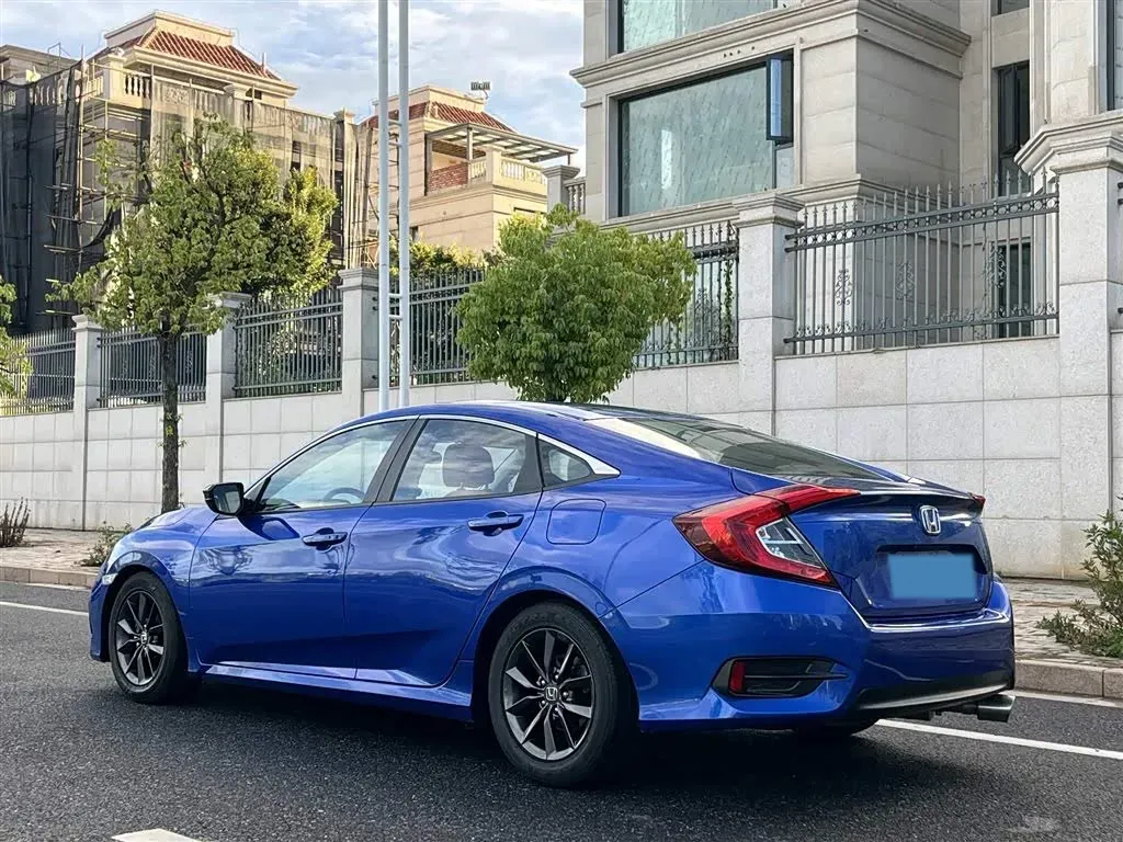 2019 Honda Civic 1.5T 177HP L4 6MT,autocango,china used car exporter,china ev exporter,chinese used car exporter,chinese used ev exporter