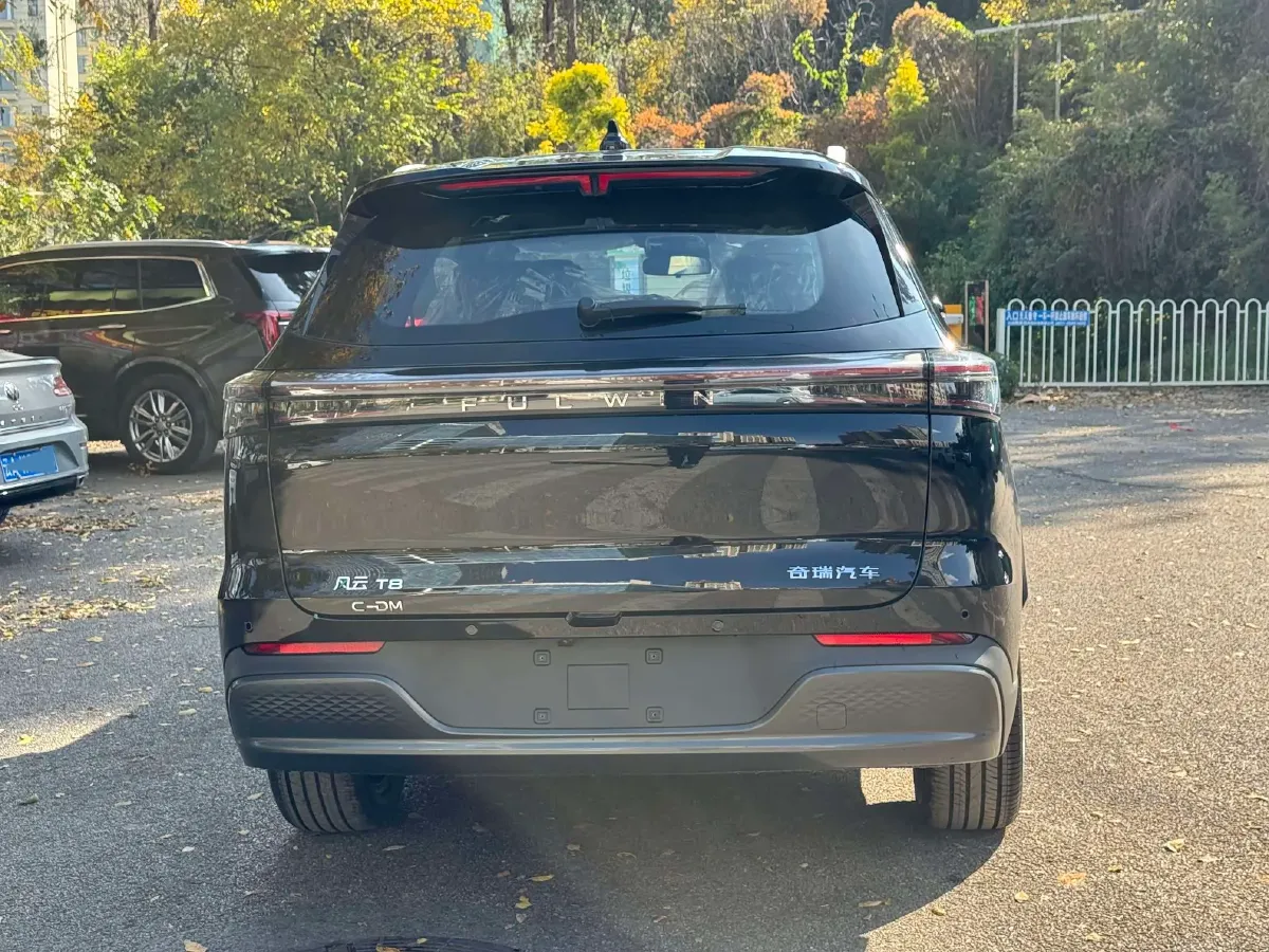 2025 Fulwin FulwinT8 1.5T 156HP L4 1DHT PHEV 18.67KWH,autocango,china used car exporter,china ev exporter,chinese used car exporter,chinese used ev exporter