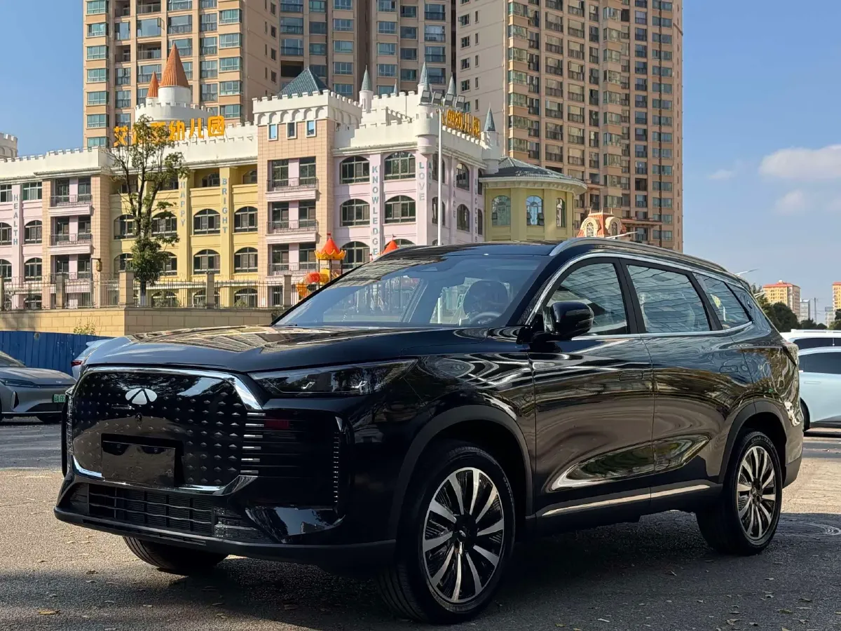 2025 Fulwin FulwinT8 1.5T 156HP L4 1DHT PHEV 18.67KWH,autocango,china used car exporter,china ev exporter,chinese used car exporter,chinese used ev exporter