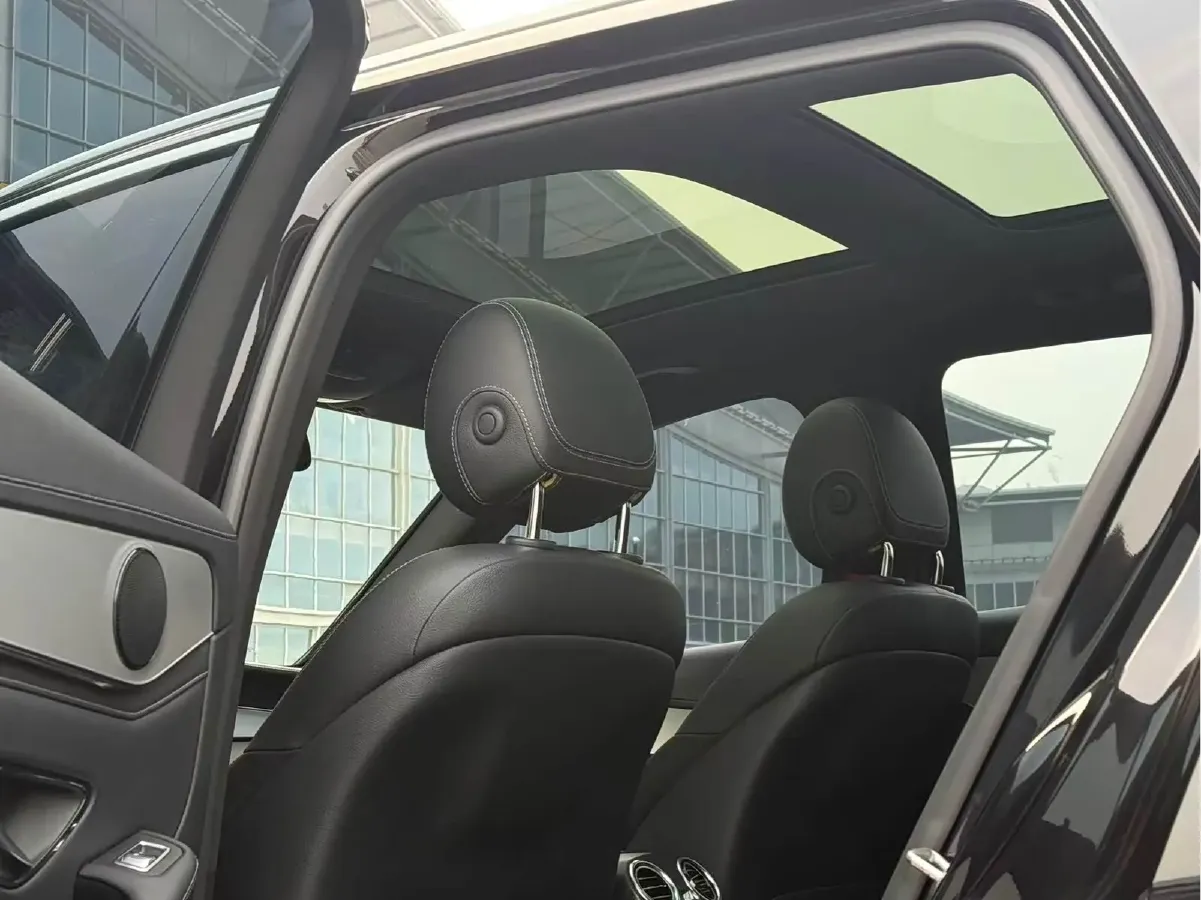 2018 Mercedes-Benz GLC AMG 4.0T 476HP V8 9AT,autocango,china used car exporter,china ev exporter,chinese used car exporter,chinese used ev exporter