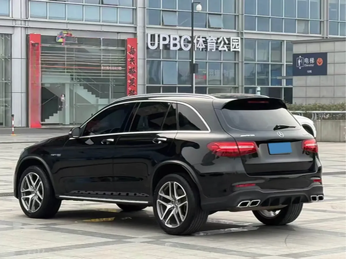 2018 Mercedes-Benz GLC AMG 4.0T 476HP V8 9AT,autocango,china used car exporter,china ev exporter,chinese used car exporter,chinese used ev exporter