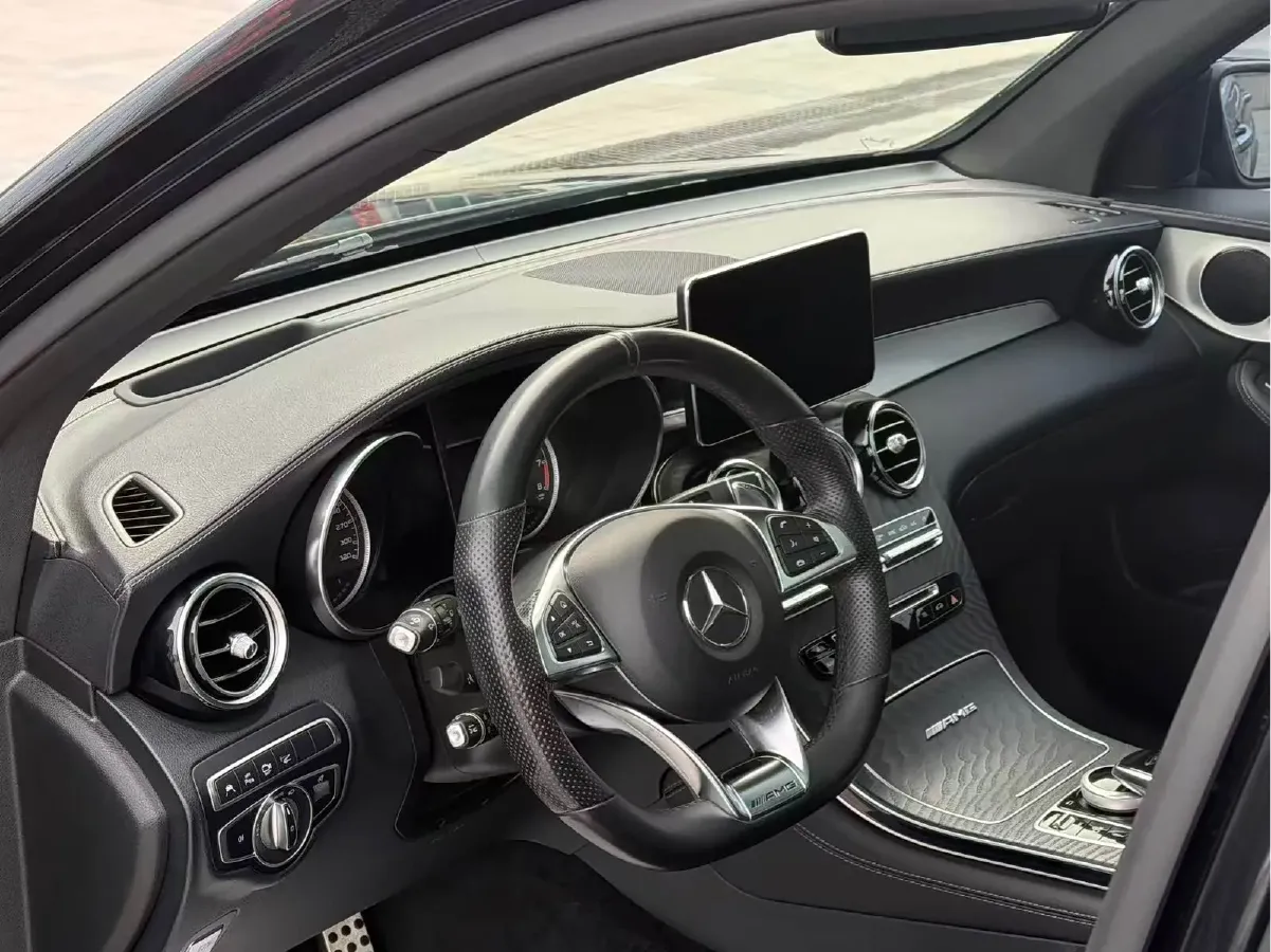 2018 Mercedes-Benz GLC AMG 4.0T 476HP V8 9AT,autocango,china used car exporter,china ev exporter,chinese used car exporter,chinese used ev exporter