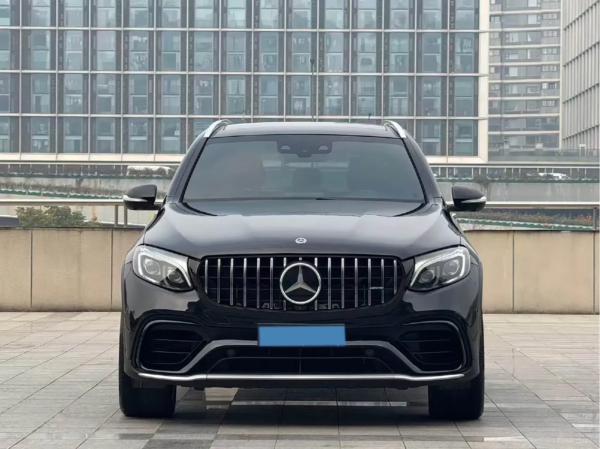 2018 Mercedes-Benz GLC AMG 4.0T 476HP V8 9AT,autocango,china used car exporter,china ev exporter,chinese used car exporter,chinese used ev exporter