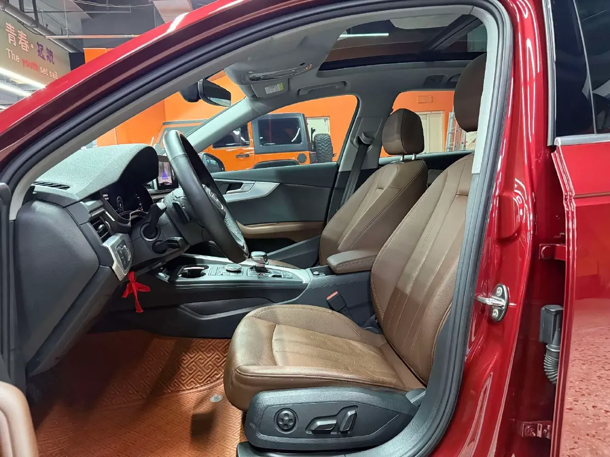 2020 Audi A4 2.0T 190HP L4 7DCT,autocango,china used car exporter,china ev exporter,chinese used car exporter,chinese used ev exporter