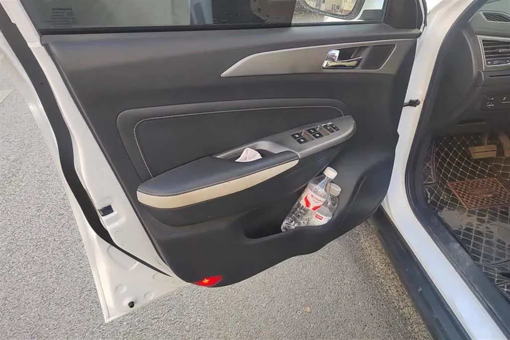 2017 ChangAn CS35 1.6L 125HP L4 4AT,autocango,china used car exporter,china ev exporter,chinese used car exporter,chinese used ev exporter