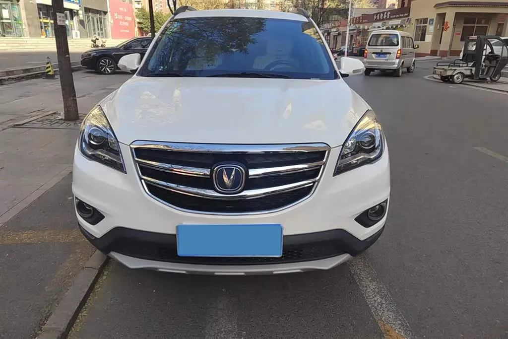2017 ChangAn CS35 1.6L 125HP L4 4AT,autocango,china used car exporter,china ev exporter,chinese used car exporter,chinese used ev exporter