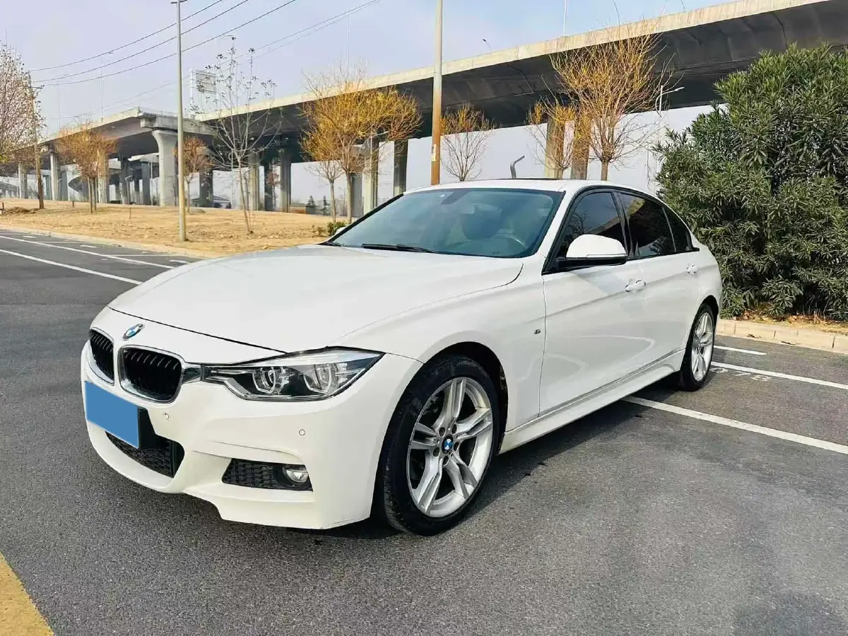 2018 BMW 3 Series 2.0T 184HP L4 8AT