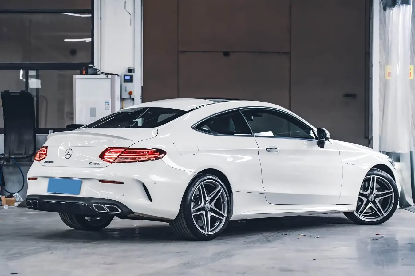 2016 Mercedes-Benz C AMG 4.0T 510HP V8 7AT,autocango,china used car exporter,china ev exporter,chinese used car exporter,chinese used ev exporter