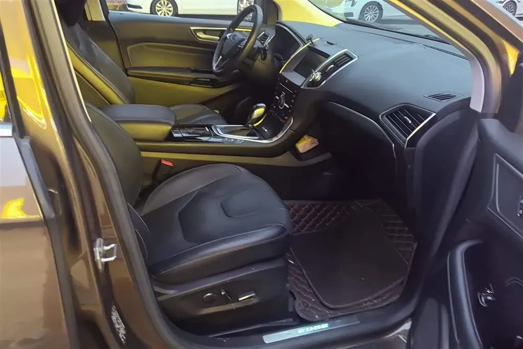 2016 Ford Edge 2.0T 245HP L4 6AT,autocango,china used car exporter,china ev exporter,chinese used car exporter,chinese used ev exporter