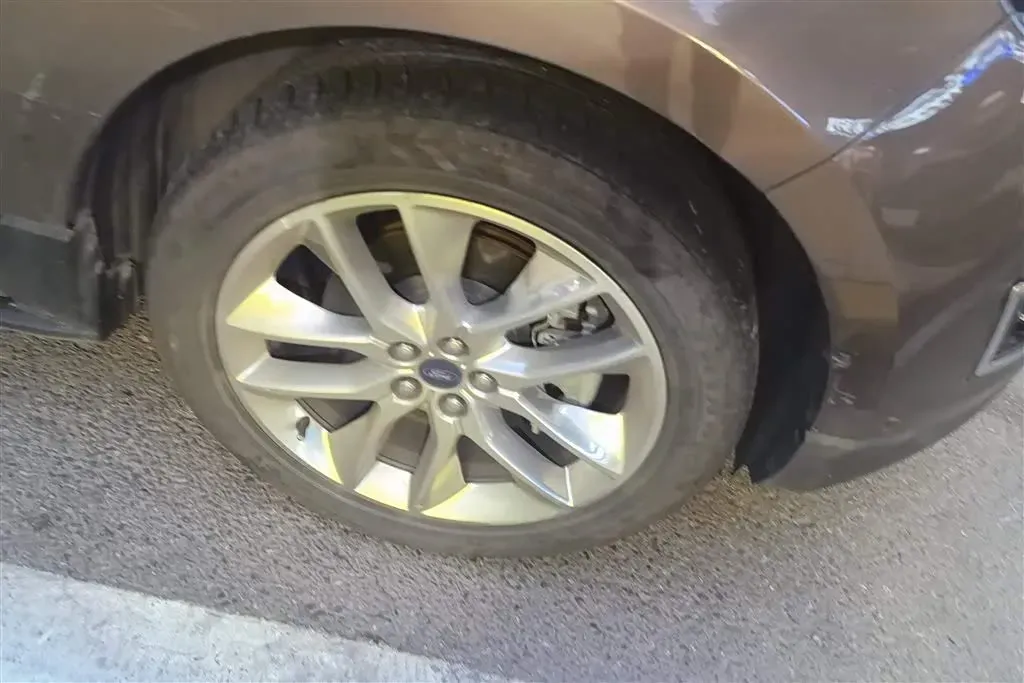 2016 Ford Edge 2.0T 245HP L4 6AT,autocango,china used car exporter,china ev exporter,chinese used car exporter,chinese used ev exporter