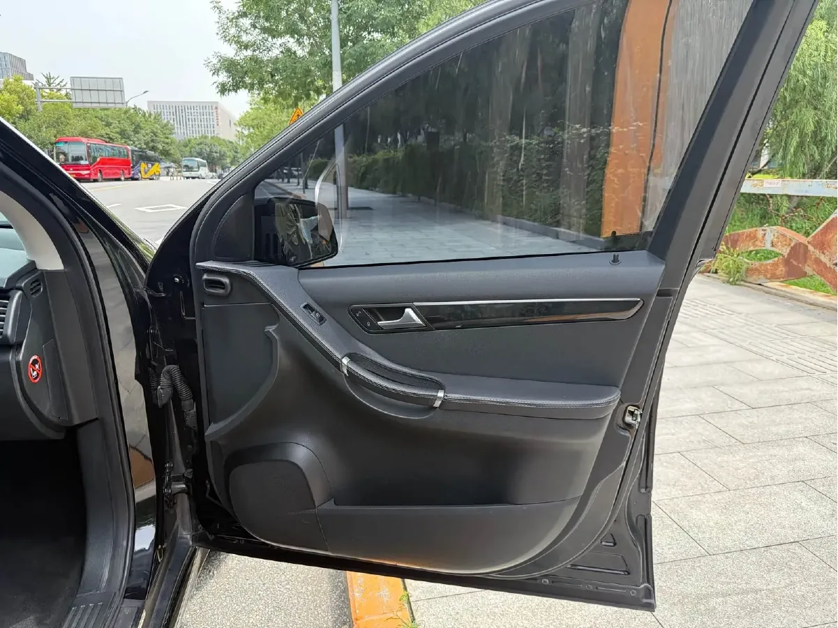 2017 Mercedes-Benz R Class 3.0T 272HP V6 7AT,autocango,china used car exporter,china ev exporter,chinese used car exporter,chinese used ev exporter