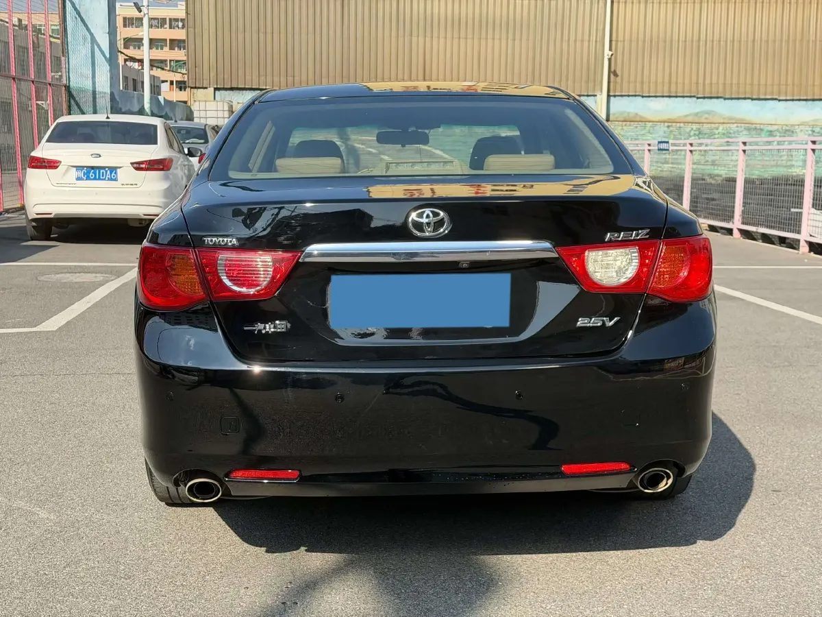2010 Toyota Reiz 2.5L 193HP V6 6AT,autocango,china used car exporter,china ev exporter,chinese used car exporter,chinese used ev exporter