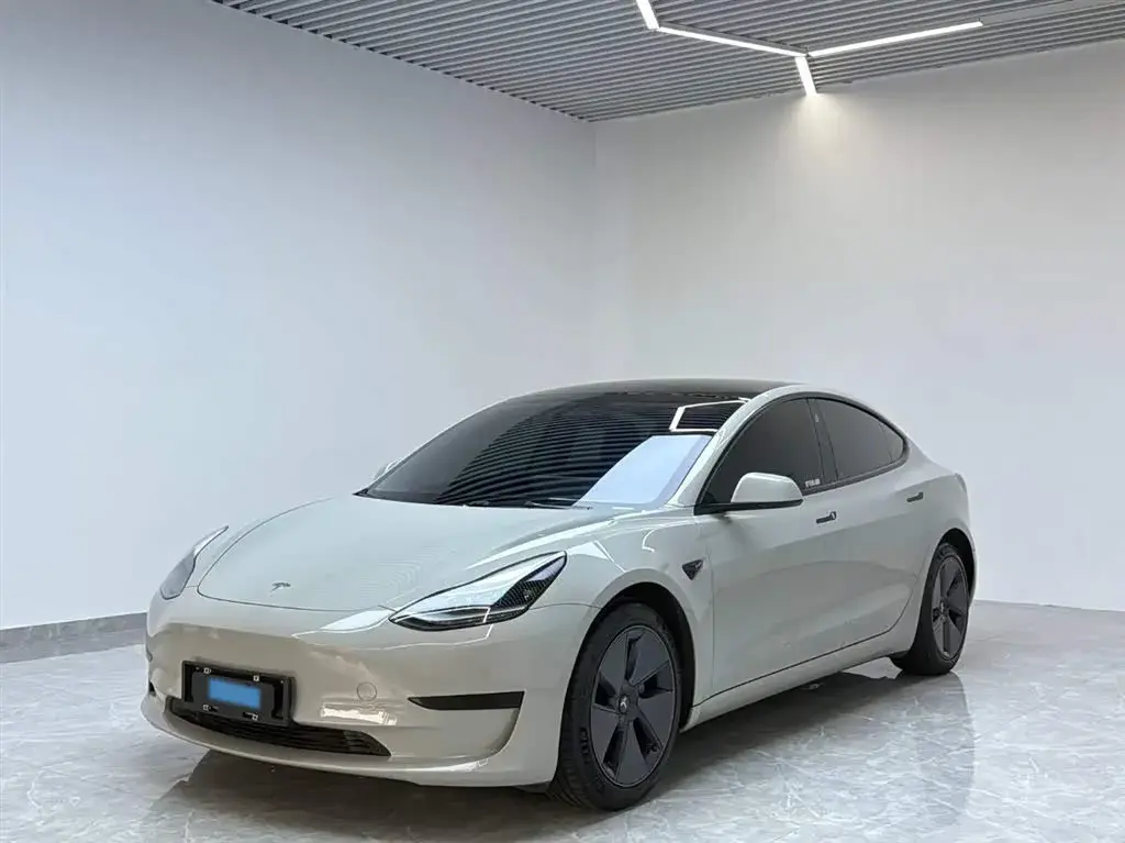 2022 Tesla Model 3 BEV 60KWH