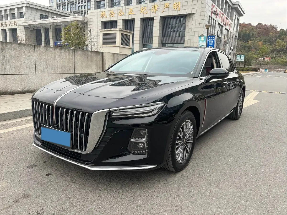 2023 HongQi H5 1.5T 169HP L4 7DCT