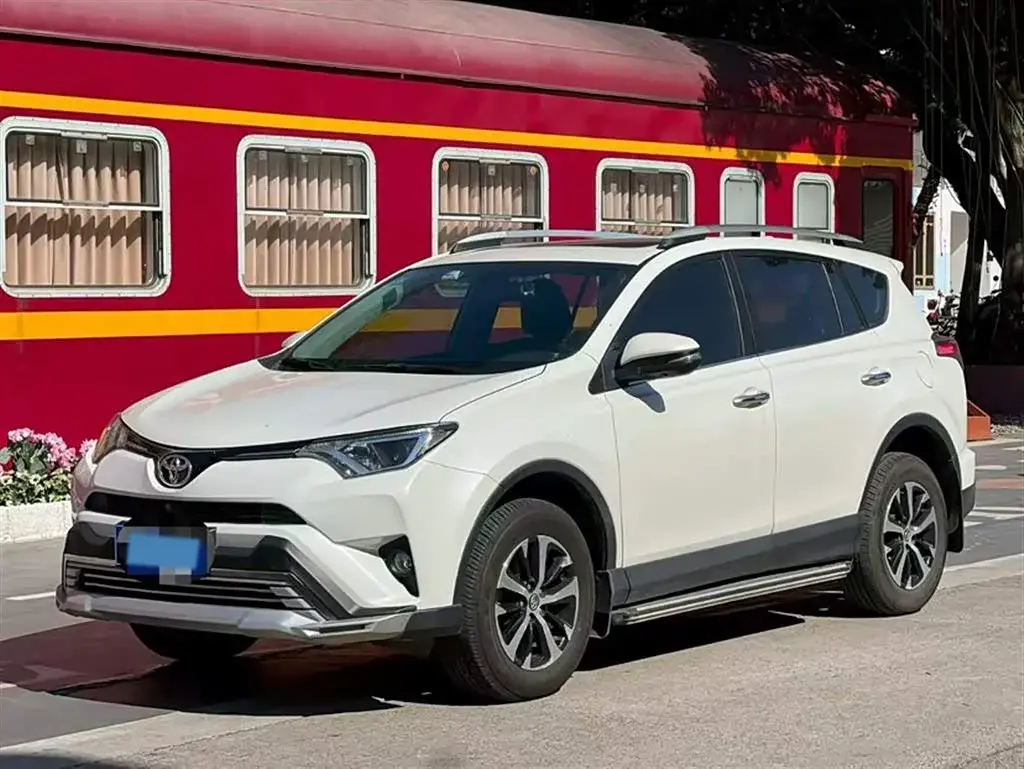 2019 Toyota RAV4 2.0L 151HP L4 CVT
