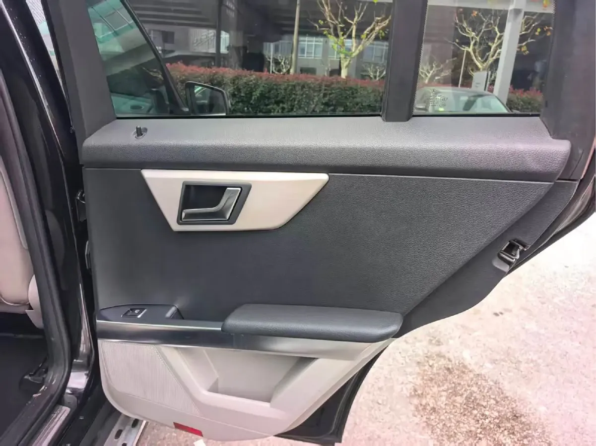 2013 Mercedes-Benz GLK Class 3.0L 245HP V6 7AT,autocango,china used car exporter,china ev exporter,chinese used car exporter,chinese used ev exporter