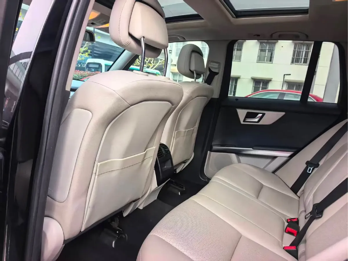 2013 Mercedes-Benz GLK Class 3.0L 245HP V6 7AT,autocango,china used car exporter,china ev exporter,chinese used car exporter,chinese used ev exporter