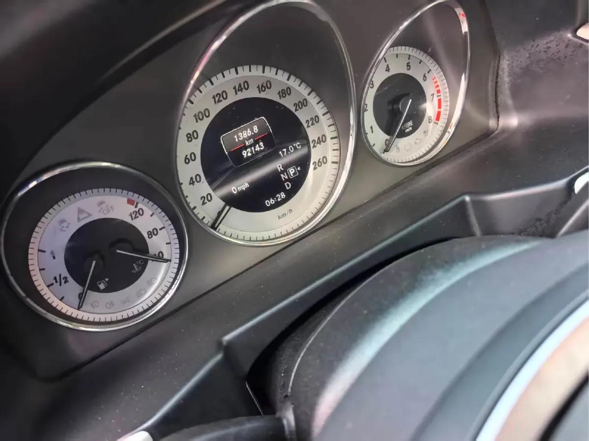 2013 Mercedes-Benz GLK Class 3.0L 245HP V6 7AT,autocango,china used car exporter,china ev exporter,chinese used car exporter,chinese used ev exporter