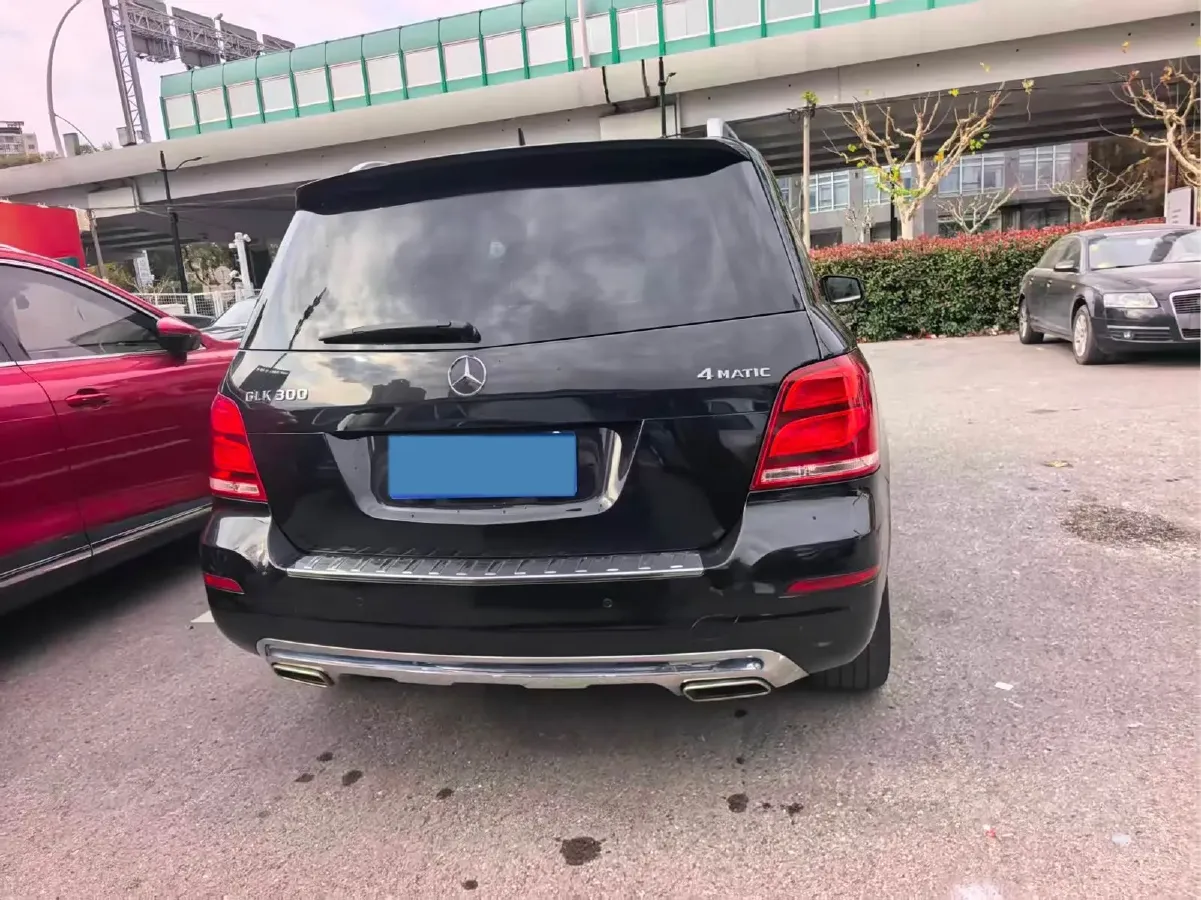2013 Mercedes-Benz GLK Class 3.0L 245HP V6 7AT,autocango,china used car exporter,china ev exporter,chinese used car exporter,chinese used ev exporter