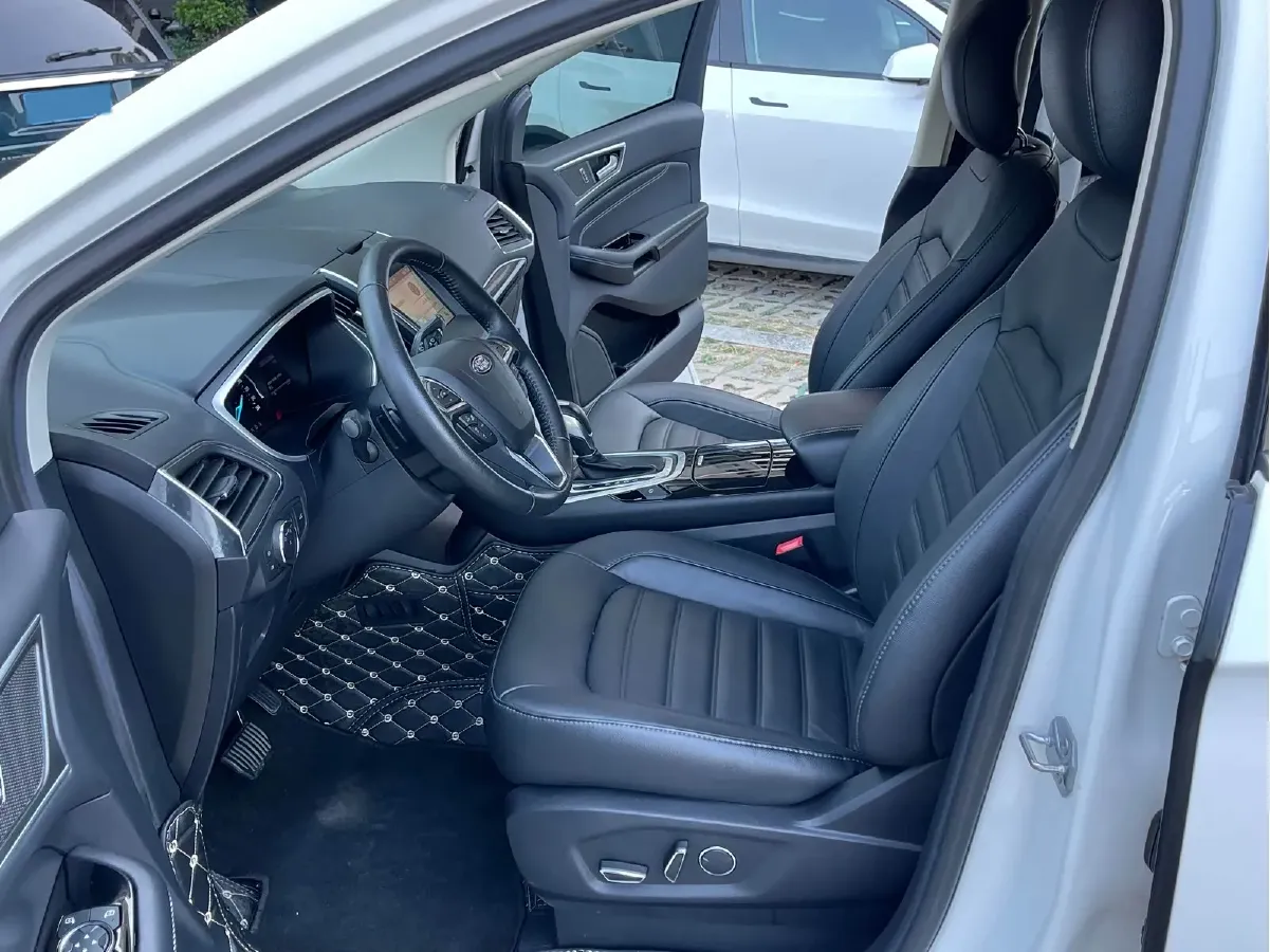 2018 Ford Edge 2.0T 245HP L4 6AT,autocango,china used car exporter,china ev exporter,chinese used car exporter,chinese used ev exporter