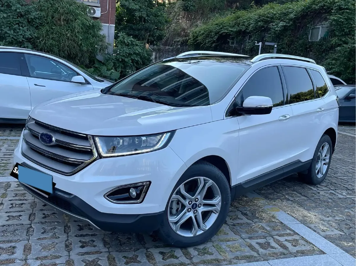2018 Ford Edge 2.0T 245HP L4 6AT,autocango,china used car exporter,china ev exporter,chinese used car exporter,chinese used ev exporter