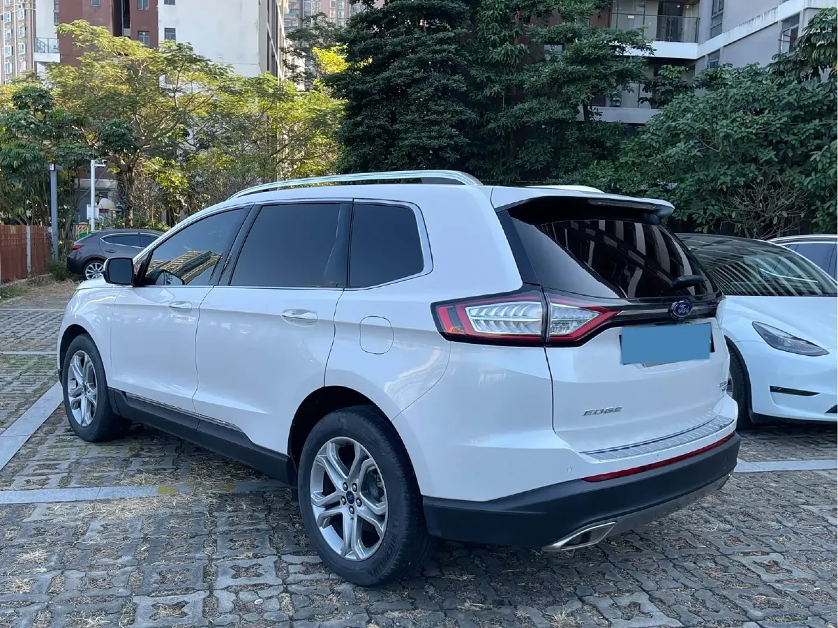 2018 Ford Edge 2.0T 245HP L4 6AT,autocango,china used car exporter,china ev exporter,chinese used car exporter,chinese used ev exporter