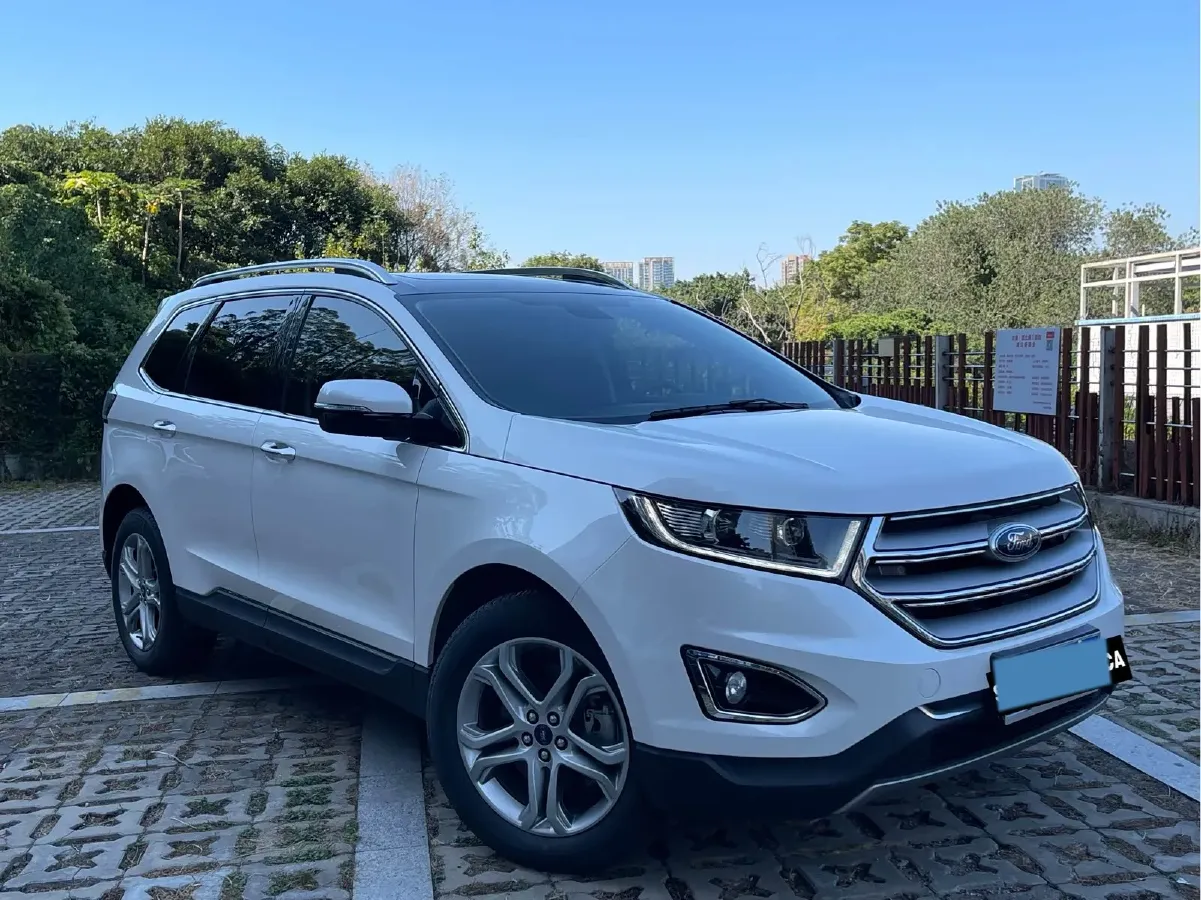 2018 Ford Edge 2.0T 245HP L4 6AT,autocango,china used car exporter,china ev exporter,chinese used car exporter,chinese used ev exporter