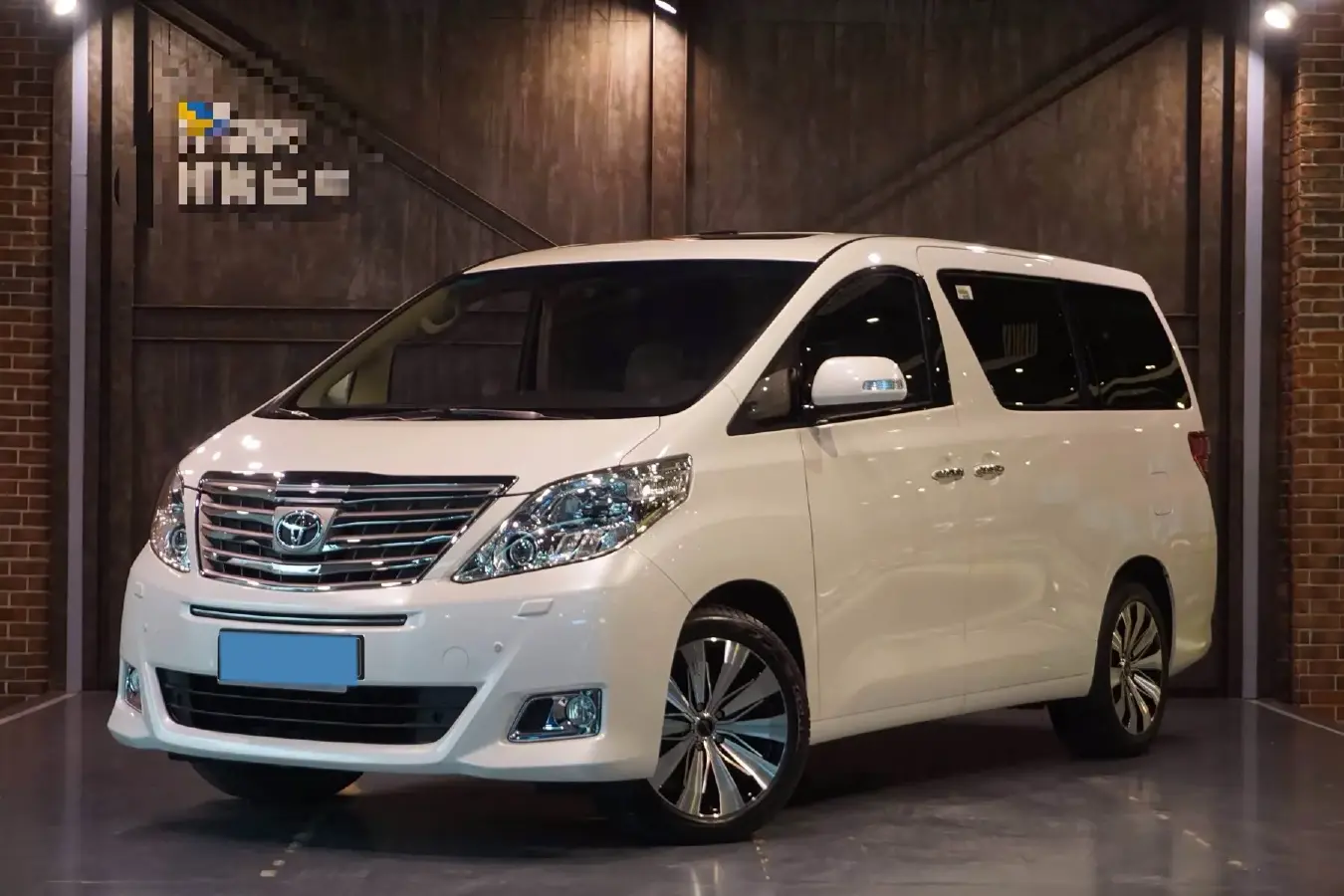 2012 Toyota Alphard 3.5L 275HP V6 6AT