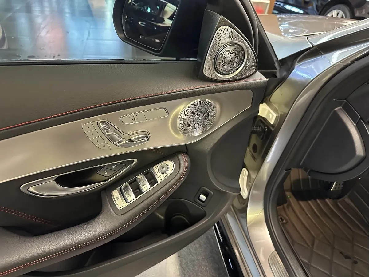 2019 Mercedes-Benz C AMG 3.0T 390HP V6 9AT,autocango,china used car exporter,china ev exporter,chinese used car exporter,chinese used ev exporter