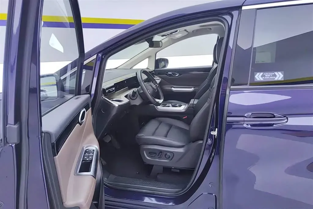 2024 GAC Trumpchi E8 2.0L 140HP L4 2DHT PHEV 25.57KWH,autocango,china used car exporter,china ev exporter,chinese used car exporter,chinese used ev exporter