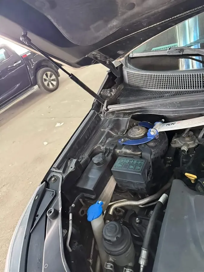 2010 Kia Sorento 2.2T 197HP L4 6AT,autocango,china used car exporter,china ev exporter,chinese used car exporter,chinese used ev exporter