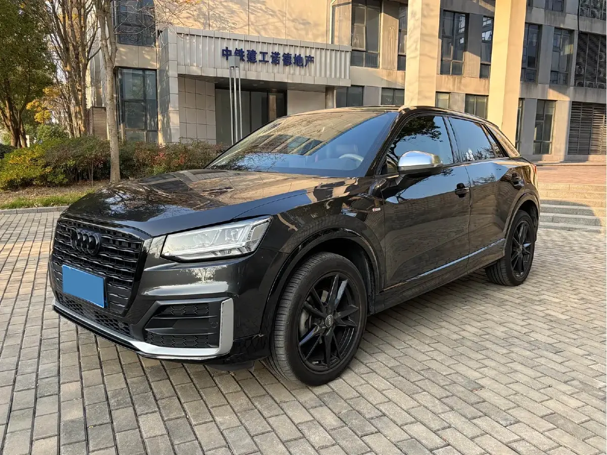 2020 Audi Q2L 1.4T 150HP L4 7DCT