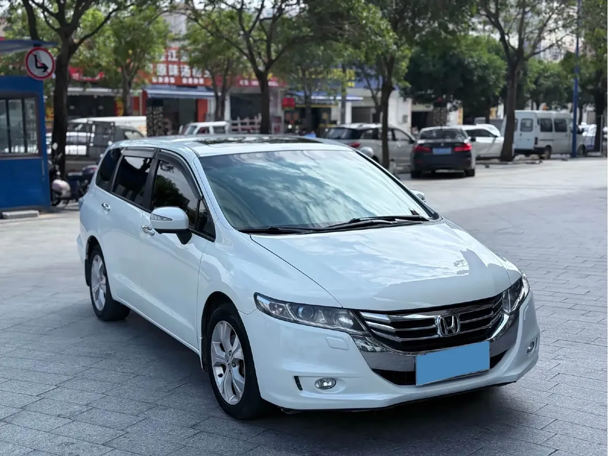 2014 Honda Odyssey 2.4L 181HP L4 5AT,autocango,china used car exporter,china ev exporter,chinese used car exporter,chinese used ev exporter