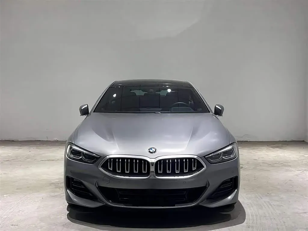2022 BMW 8 Series 3.0T 333HP L6 8AT,autocango,china used car exporter,china ev exporter,chinese used car exporter,chinese used ev exporter