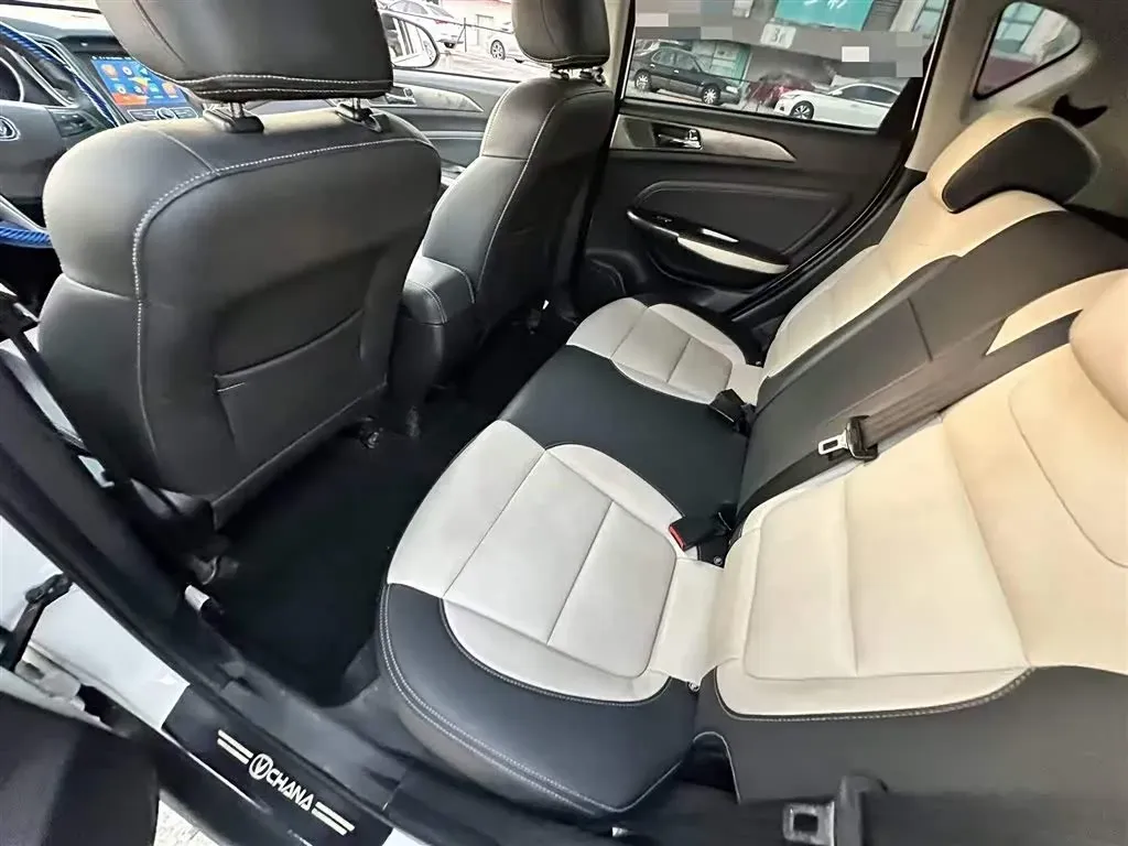 2017 ChangAn CS35 1.6L 125HP L4 4AT,autocango,china used car exporter,china ev exporter,chinese used car exporter,chinese used ev exporter